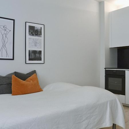 הלסינקי Modern And Bright Studio With Top Location מראה חיצוני תמונה